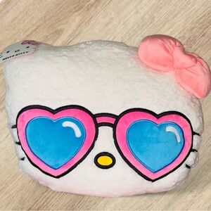 🎀 Hello Kitty Heart Sunglasses Sherpa Pillow NWT